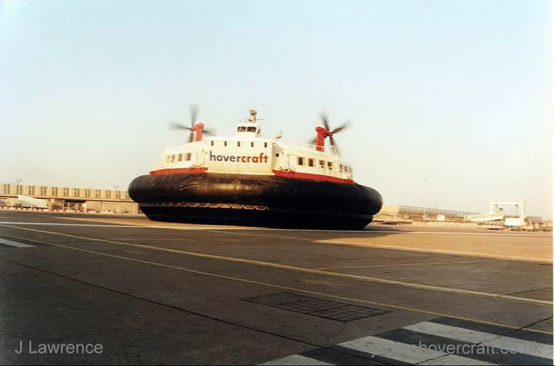 The SRN4 with Hoverspeed in Dover with a new livery - The Princess Margaret (GH-2006) departing Calais Hoverport (Pat Lawrence).